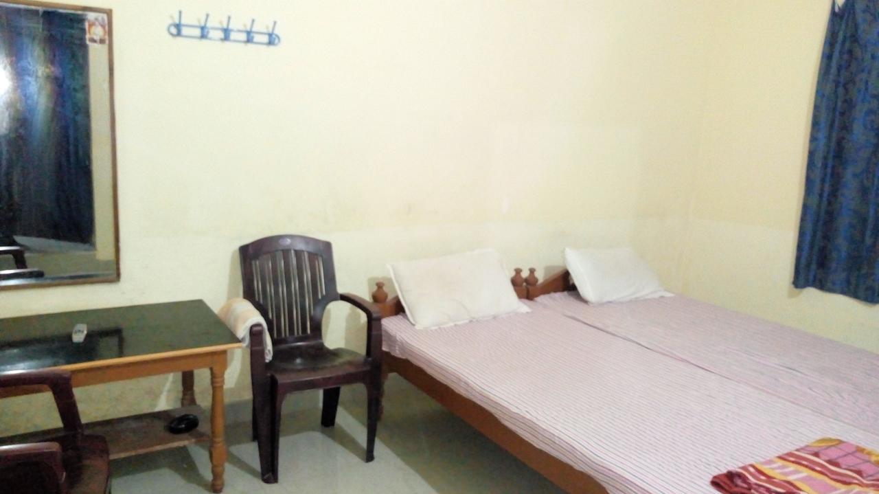 Sunrise Guest House Бхубанешвар Екстериор снимка