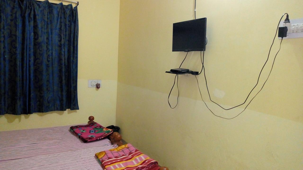 Sunrise Guest House Бхубанешвар Екстериор снимка