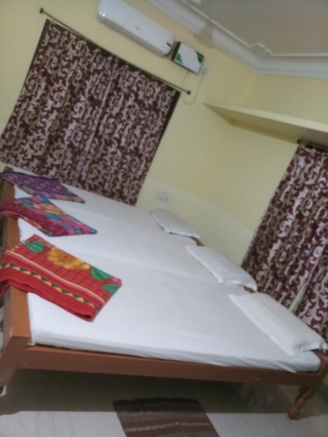 Sunrise Guest House Бхубанешвар Екстериор снимка