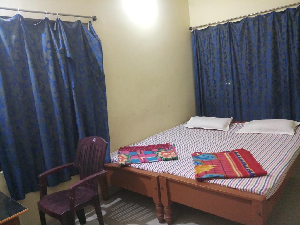 Sunrise Guest House Бхубанешвар Екстериор снимка